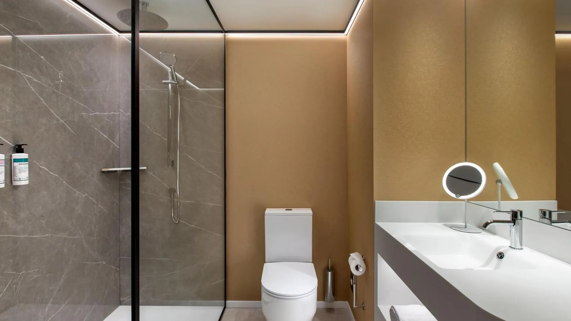 Labtwentytwo Barcelona, A Tribute Portfolio Hotel Spain