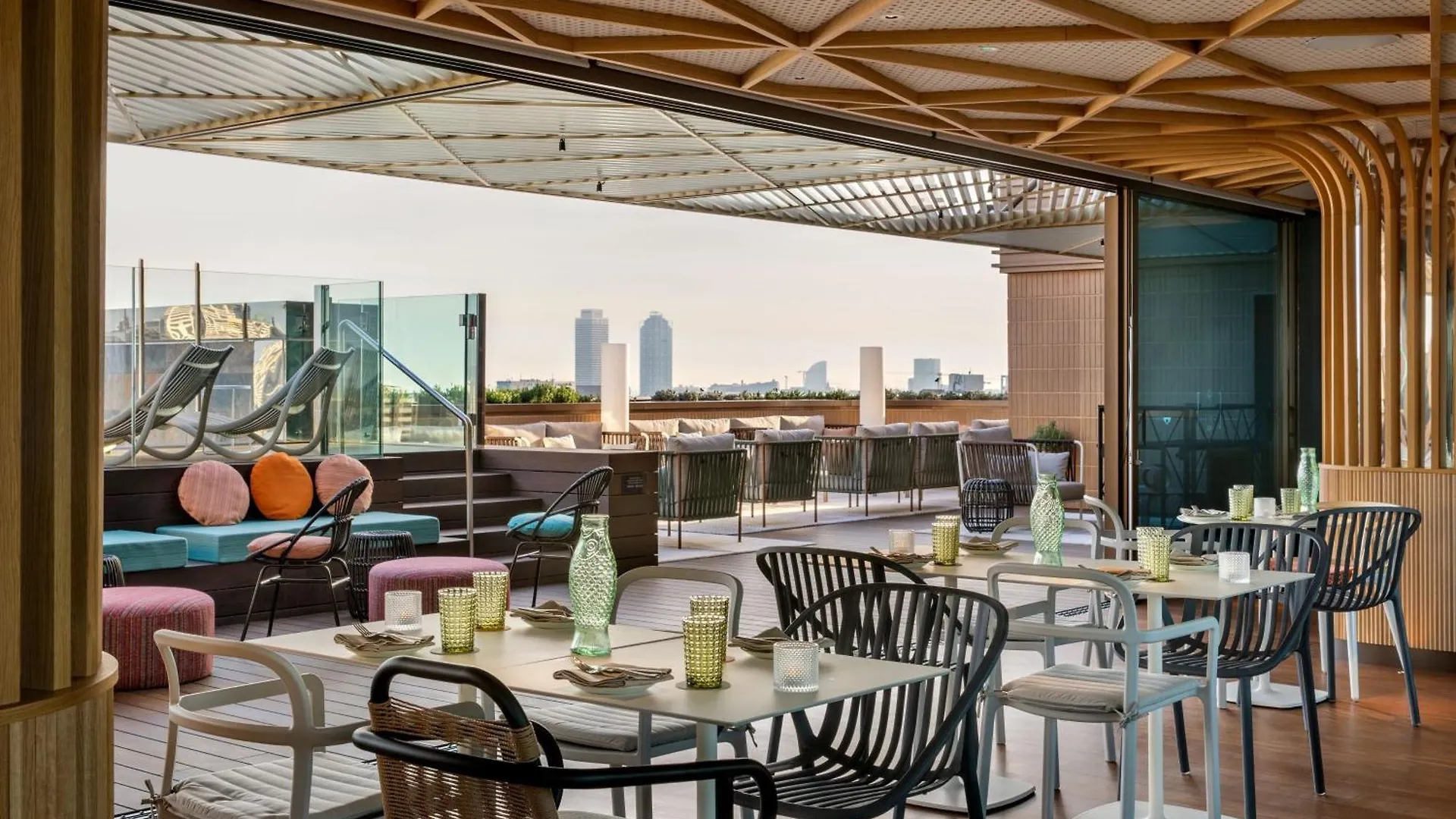 Labtwentytwo Barcelona, A Tribute Portfolio Hotel By Marriott Barcelona